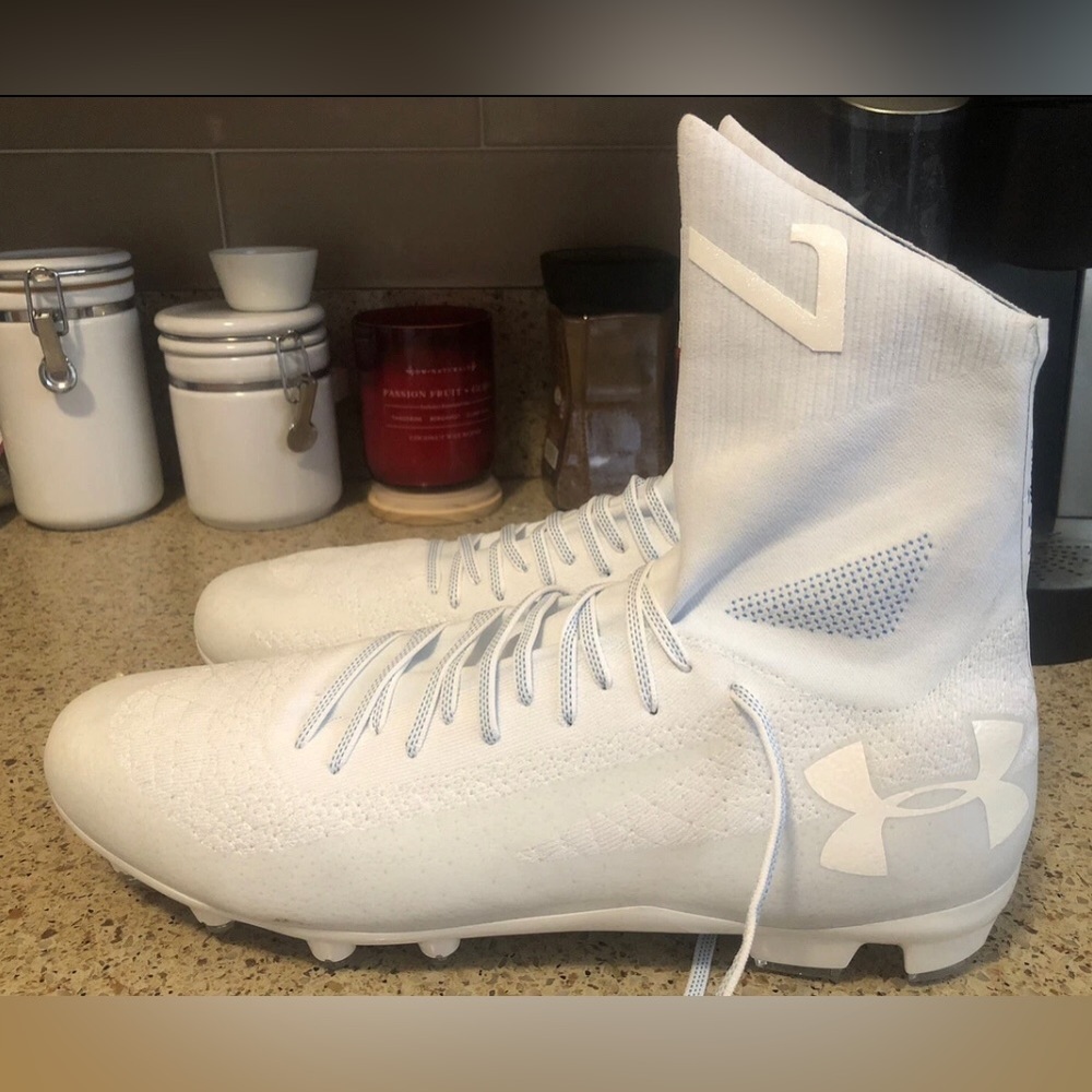 Men’s White Under Armor Cleats. Size 16